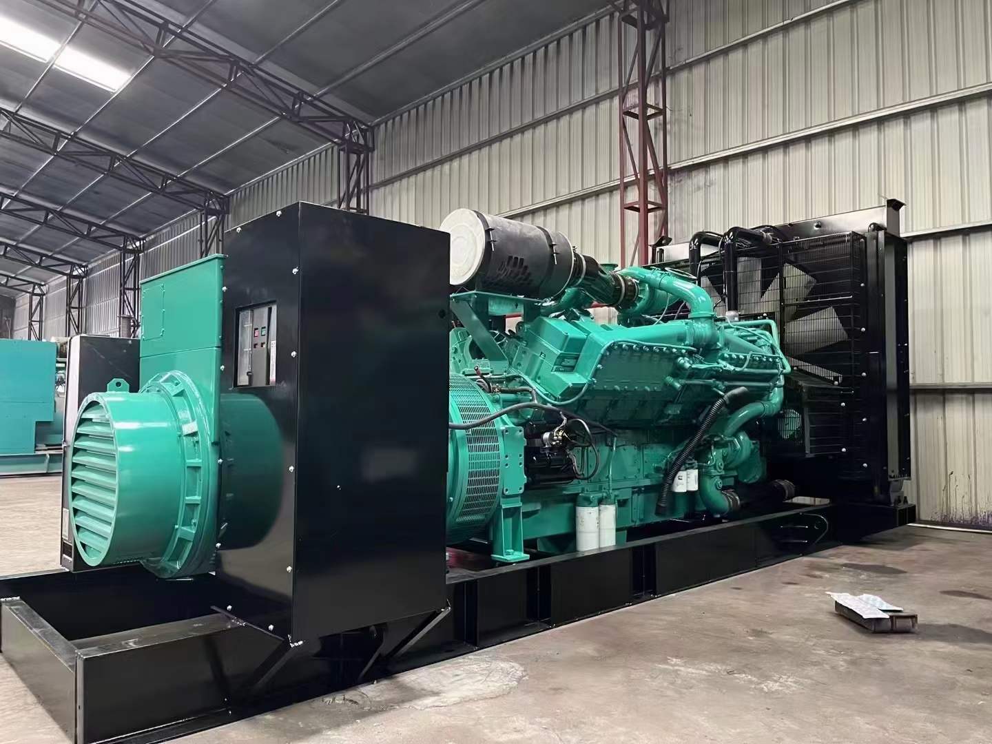 大兴安岭如何降低 800kW 柴油发电机输出电流的波动？