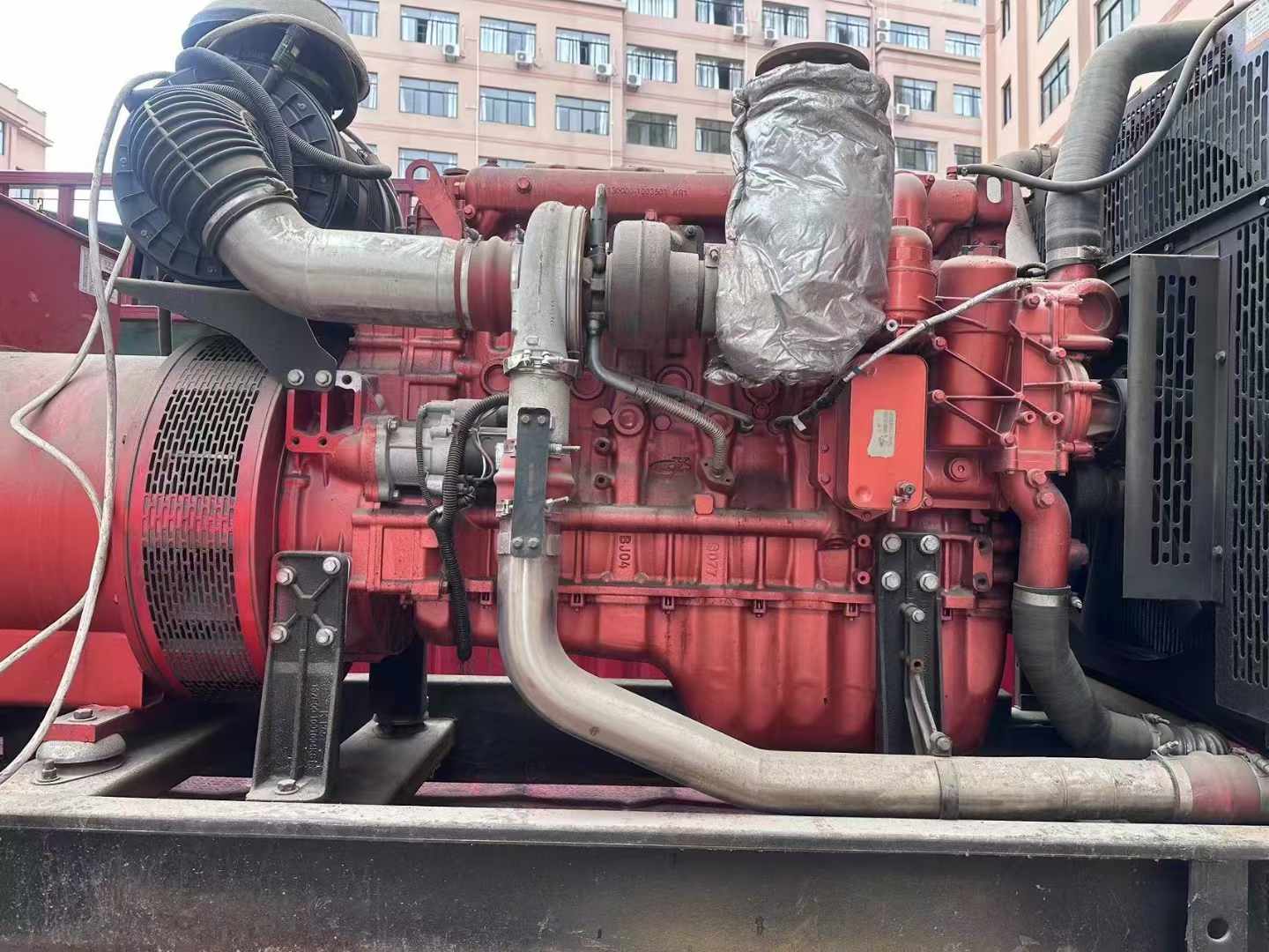 大兴安岭如何选择适合 600kW 柴油发电机组的过载保护器？